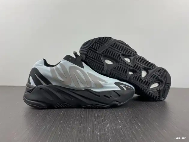 Blue MNVN GZ0711 Adidas Tint Yeezy Boost 700 0503